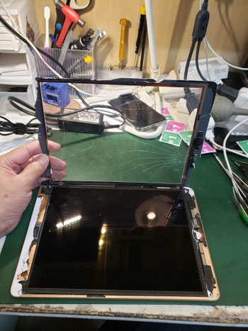 iPad6ガラス取り外し iPad6ガラス取り外し