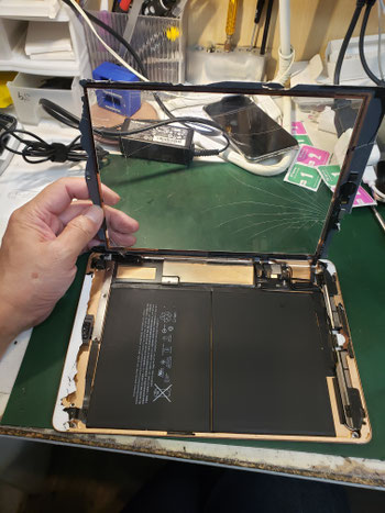 iPad6液晶パネル取り外し iPad6液晶パネル取り外し