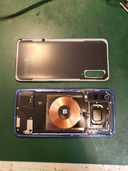Xiaomi Mi9 バックパネル取り外し