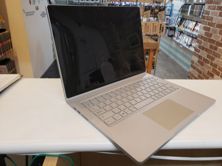 Surface Book2カ所バッテリー交換