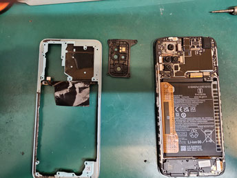 Xiaomi RedMi NOTE11サブフレーム取り外し