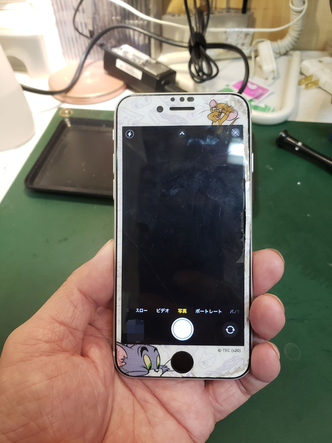 iPhoneSE外カメラ修理方法