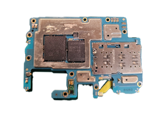 無反応のRENO A(3/5/7/9)を基板修理でデータ復旧しました