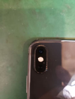 iPhoneXカメラレンズ作業完了