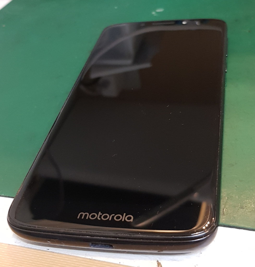 Motorola G6 PLAY修理業者は稀