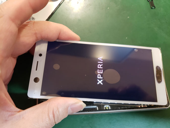 SONY Xperia ACE画面修理方法